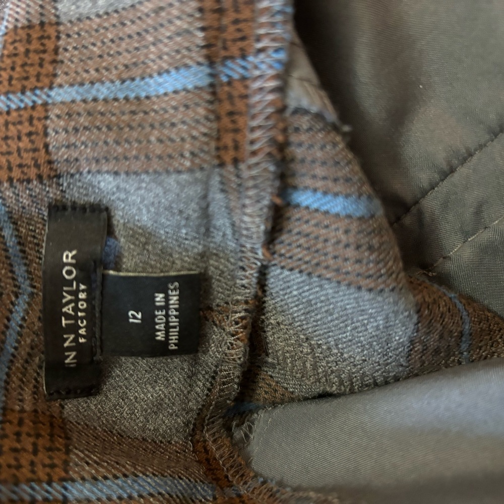 Ann Taylor factory plaid trousers brown with blue with pockets